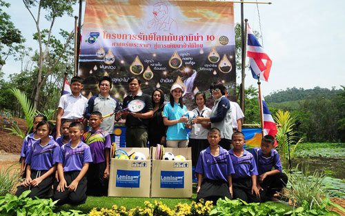 ลามิน่าเดินหน้ากิจกรรม‘รักษ์โลกกับลามิน่า’ ติดฟิล์มให้โลก...ปลูกฟื้นฟูป่า 50 ไร่ จ.นครราชสีมา