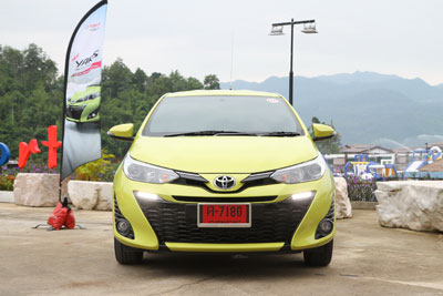 TOYOTA YARIS Model Year 2017 ทดสอบรุ่นปรับใหญ่ ลองซะแล้วจะติดใจ
