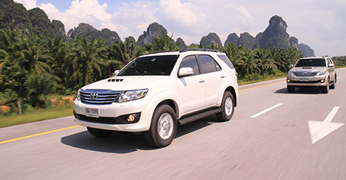  TOYOTA FORTUNER  รุ่นก่อนปรับโฉมใหม่ พิมพ์นิยมที่ยังคงน่าใช้