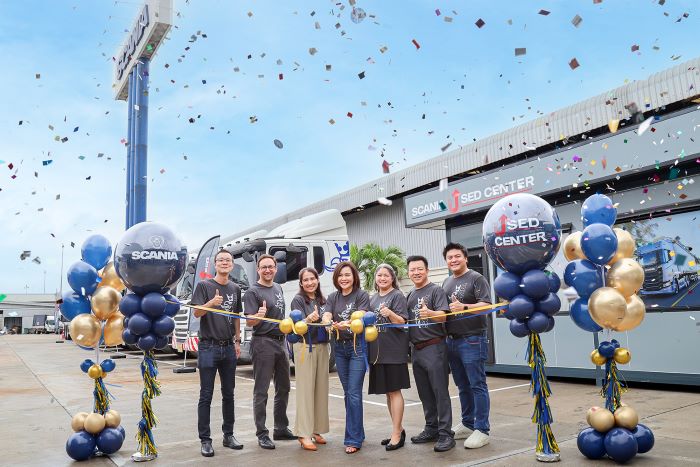 สแกนเนีย เปิดออฟฟิศขายรถสแกนเนียมือสองคุณภาพครบวงจร (Scania Used Center)   ช่วยลูกค้าเก่า หนุนลูกค้าใหม่เป็นเจ้าของรถบรรทุกสแกนเนียง่ายขึ้น  การันตีคุณภาพมาตรฐานศูนย์ ตรวจเช็ค 111 รายการ พร้อมวางเป้าปีแรก 60 คัน