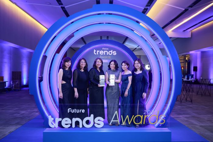 “ทีทีบี” คว้า 2 รางวัลแห่งความภาคภูมิใจ จากเวที Future Trends Awards 2025   นั่งแท่นแบรนด์ต้นแบบที่พนักงานอยากทำงานด้วย พร้อมเป็นผู้นำสร้างสรรค์ด้านเทคโนโลยี