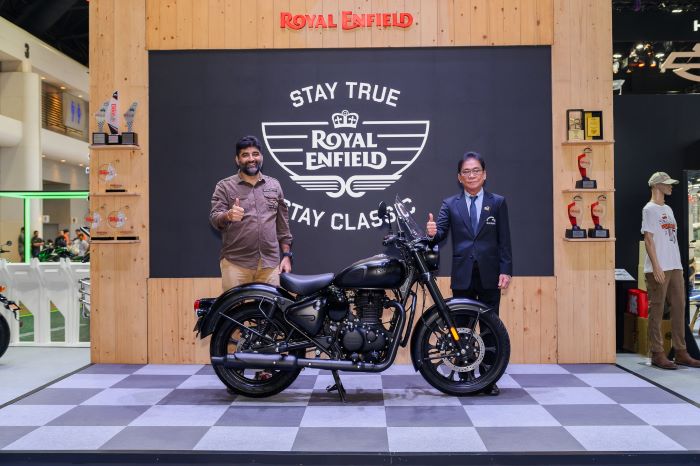 โรยัล เอ็นฟีลด์ ยกทัพรุ่นเก๋า Classic 350 ไว้ในงาน   Bangkok International Motor Show 2025