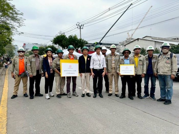 MEA ลงพื้นที่ตรวจสอบความปลอดภัยระบบไฟฟ้า บริเวณจุดเกิดเหตุอาคารถล่ม ย่านจตุจักร