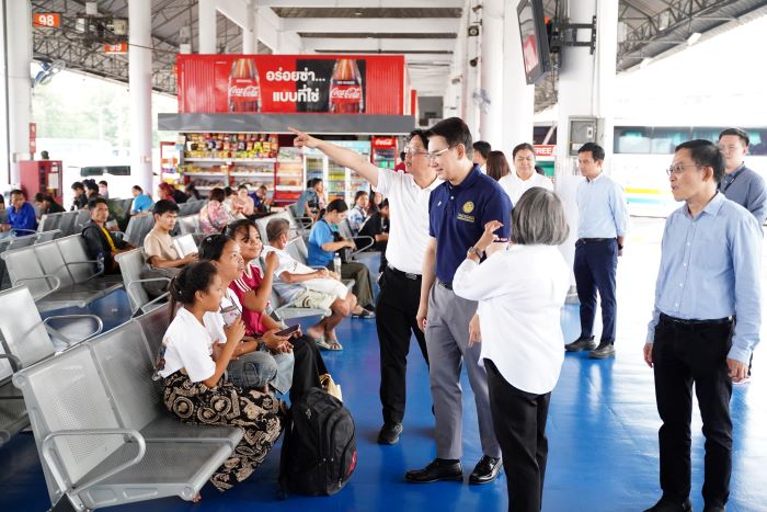 “ประธานบอร์ด บขส.” ลงพื้นที่ตรวจสถานีขนส่งฯ หมอชิต 2 กำชับ บขส. จัดสิ่งอำนวยความสะดวกให้พร้อมใช้งาน รองรับประชาชนเดินทางกลับภูมิลำเนา ช่วงเทศกาลสงกรานต์ 2568