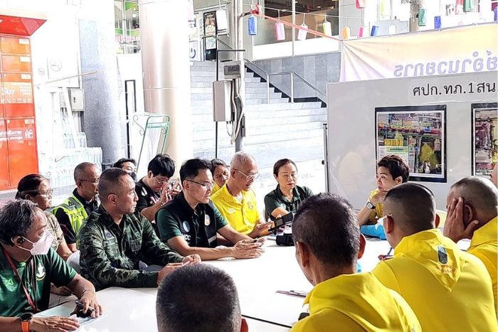 กปน. ลงพื้นที่ตรวจจุดบริการน้ำประปา พร้อมร่วมประชุมกับทีมช่วยเหลือ ในพื้นที่อาคารถล่มจากเหตุแผ่นดินไหว